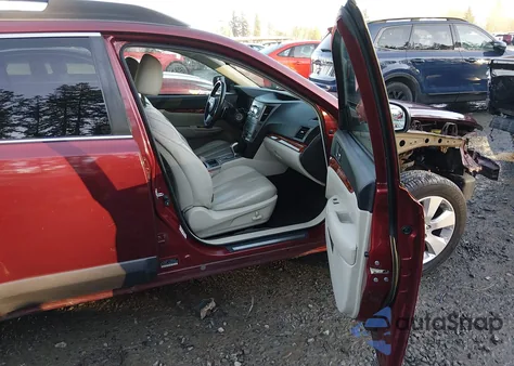 2011 Subaru Outback 2.5I Limited z USA, uszkodzony, nr VIN 4S4BRBKC0B3445398